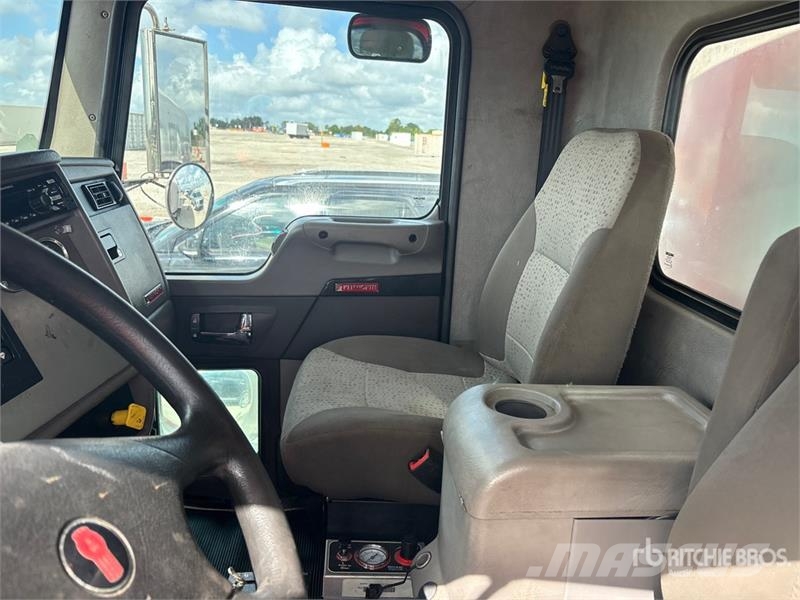 Kenworth T370 Veepaagiga autod