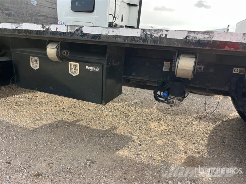 Kenworth T370 6x4 Flatbed Truck Platformas/izkraušana no sāniem