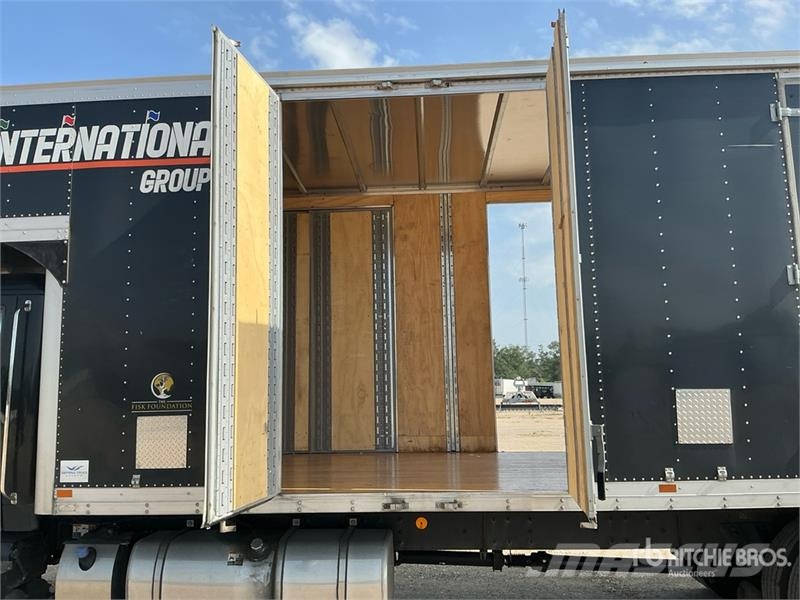 Kenworth T380 4x2 Van Truck 厢式货车