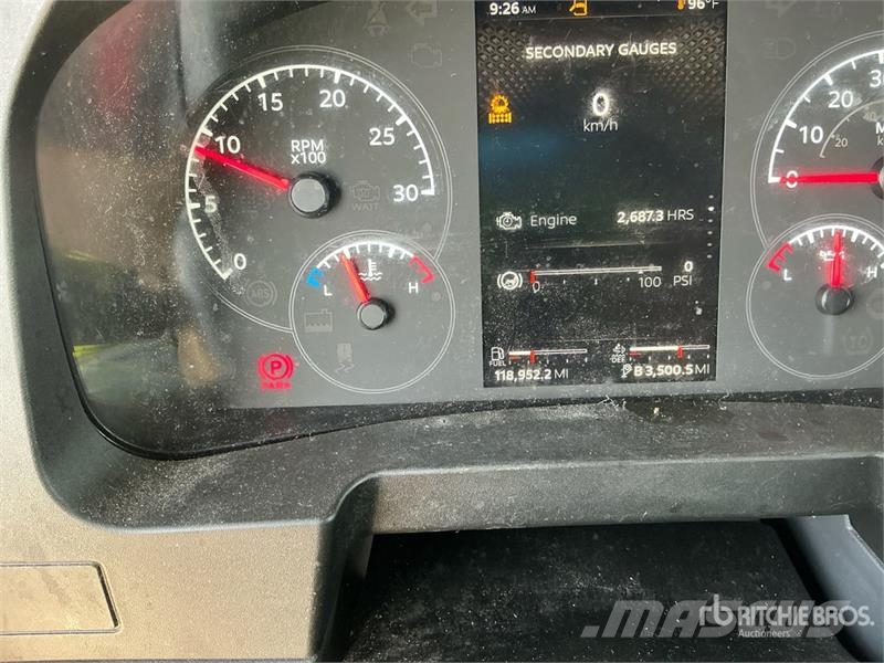 Kenworth T380 4x2 Van Truck 厢式货车