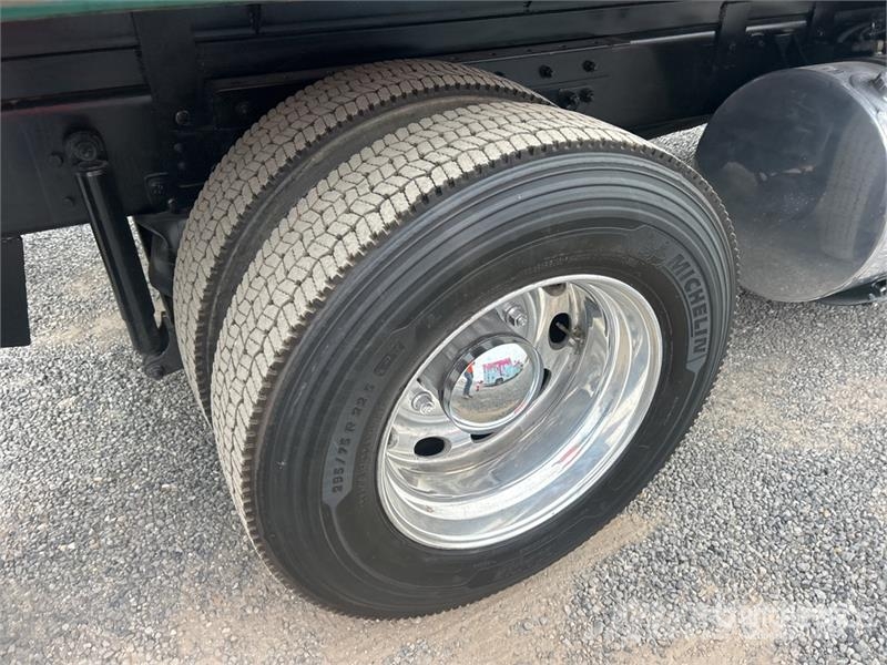 Kenworth T400 Tipper trucks