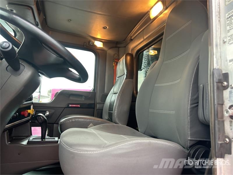 Kenworth T400 Tipper trucks