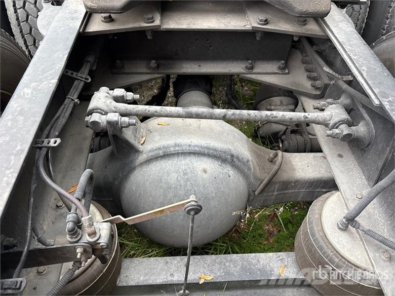Kenworth T600 Trekkers