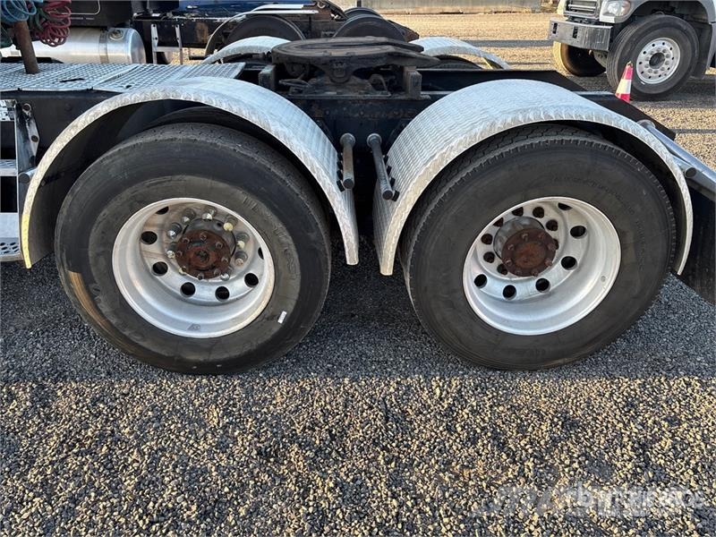 Kenworth T600 Traktorske jedinice