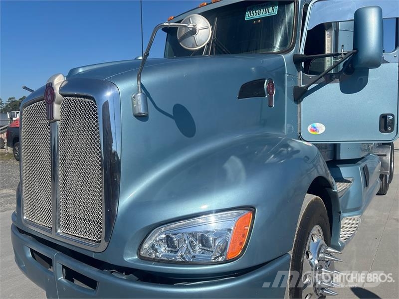Kenworth T600 Sattelzugmaschinen