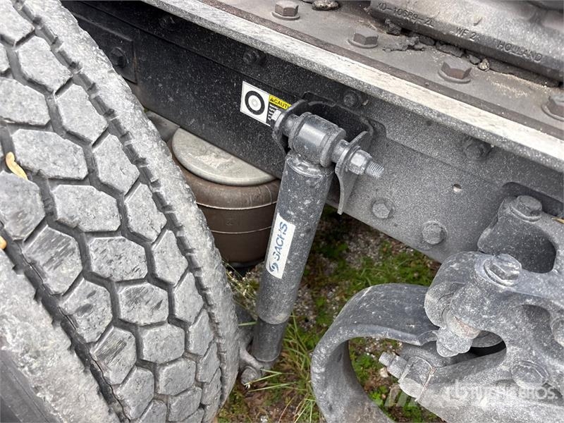 Kenworth T600 Trekkers