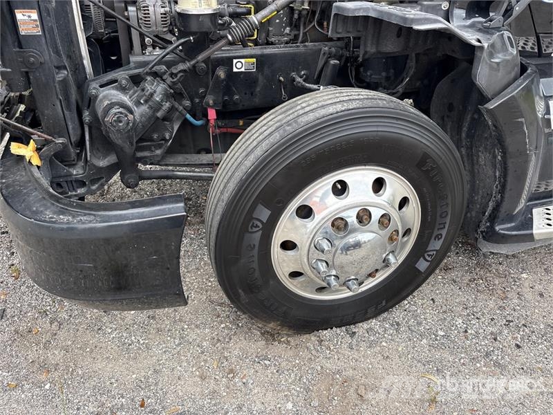 Kenworth T600 Trekkers
