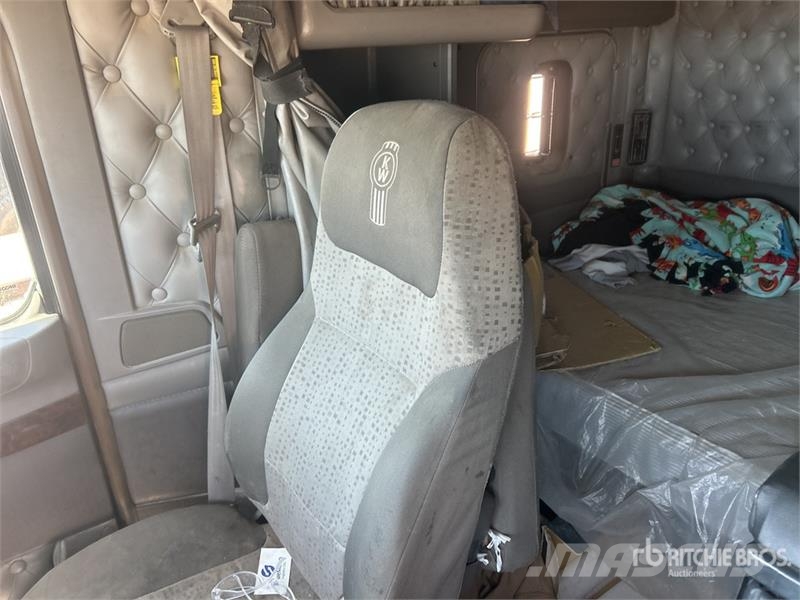 Kenworth T660 Vetopöytäautot