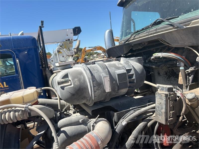 Kenworth T660 Vetopöytäautot