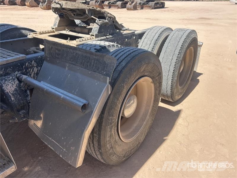 Kenworth T660 Vetopöytäautot