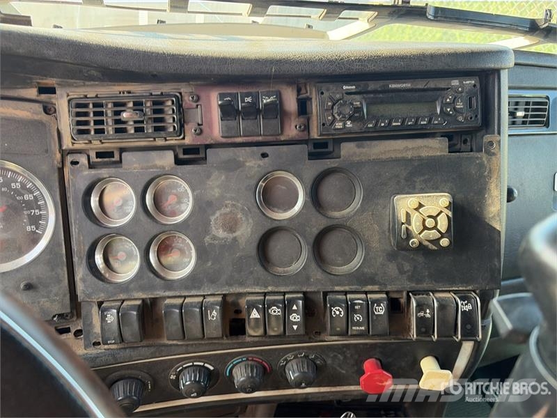 Kenworth T660 Tractores (camiões)