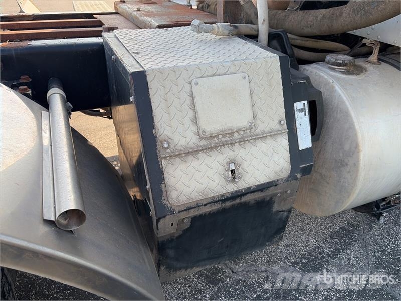 Kenworth T660 Tractores (camiões)