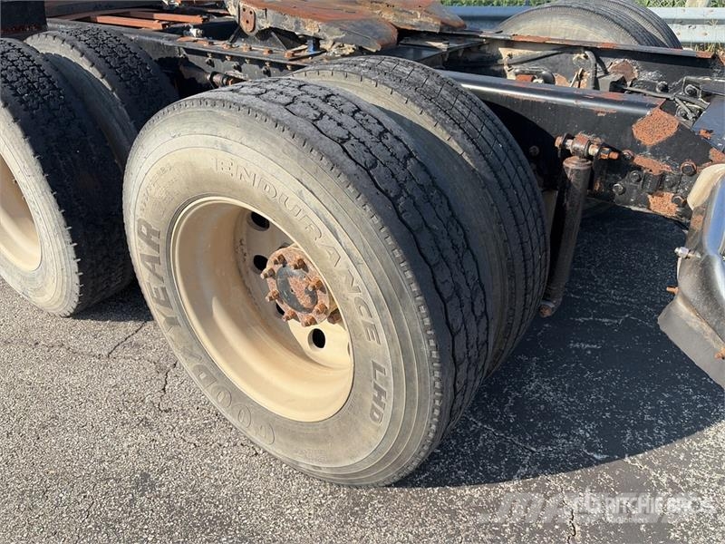 Kenworth T660 Tractores (camiões)