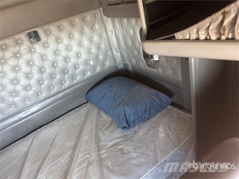 Kenworth T660 Vetopöytäautot