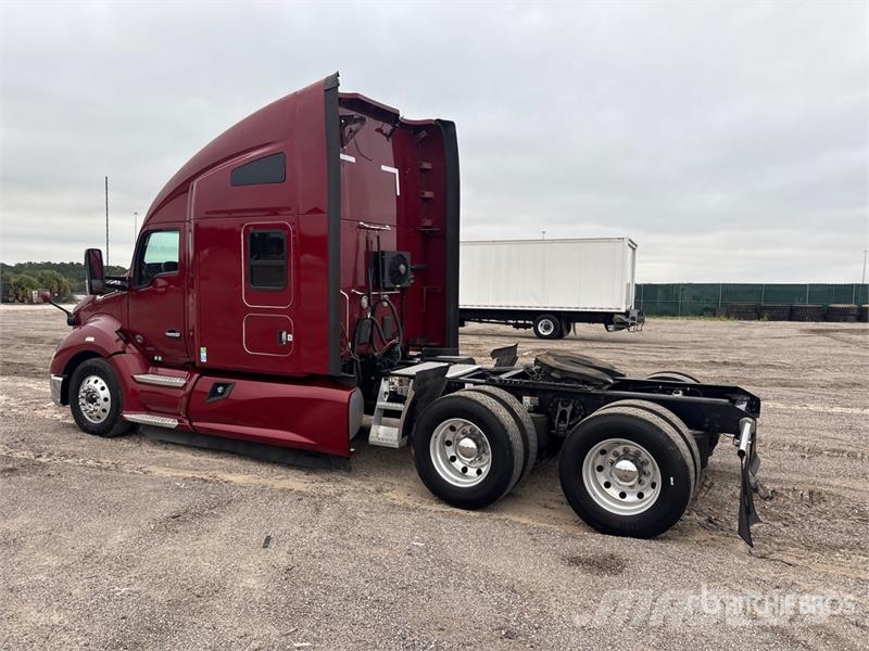 Kenworth T680 Τράκτορες