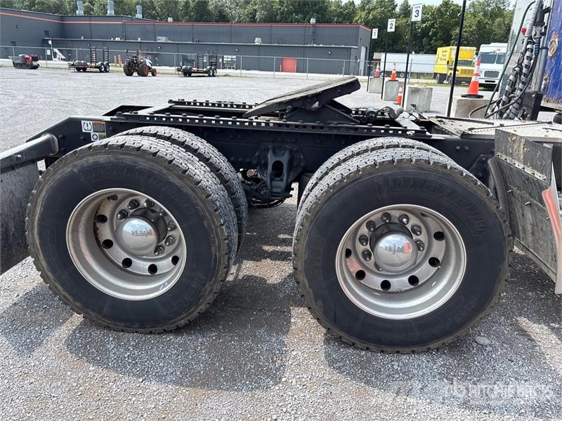 Kenworth T680 Sattelzugmaschinen