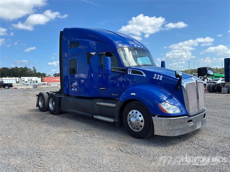 Kenworth T680 Sattelzugmaschinen