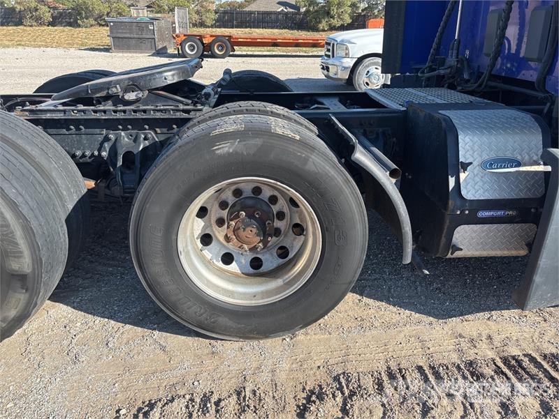Kenworth T680 Sattelzugmaschinen