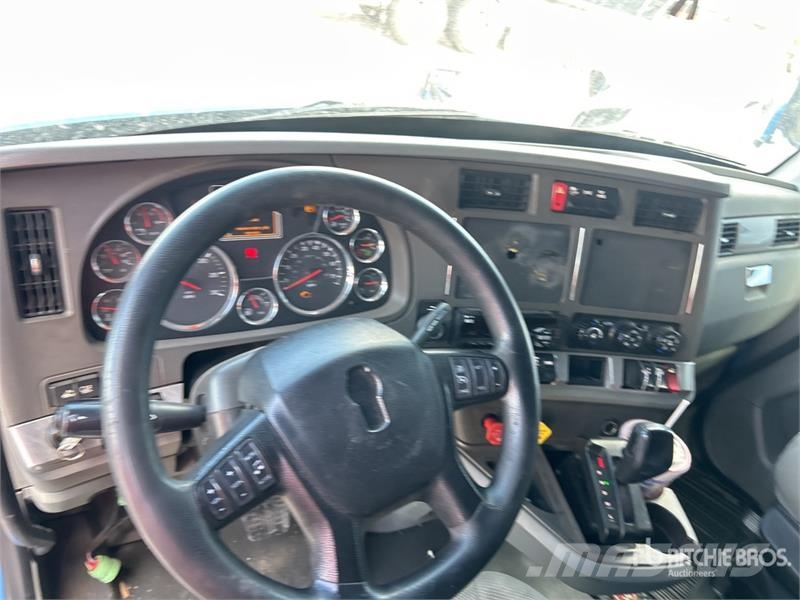 Kenworth T680 Vilcēji