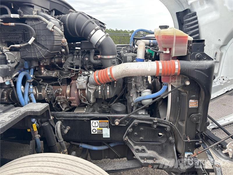Kenworth T680 Sattelzugmaschinen