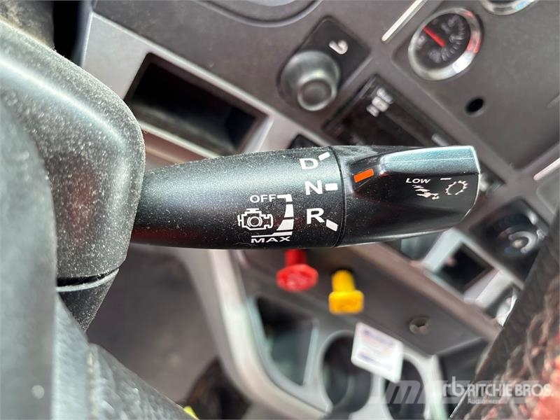 Kenworth T680 Седельные тягачи