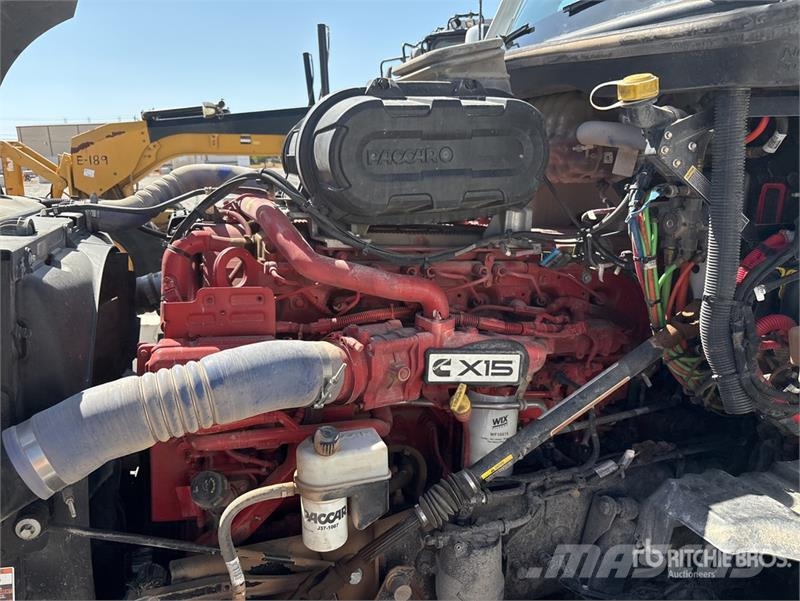 Kenworth T680 Седельные тягачи