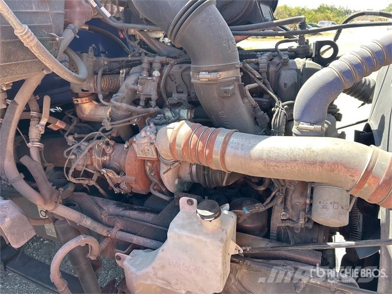 Kenworth T680 Vetopöytäautot
