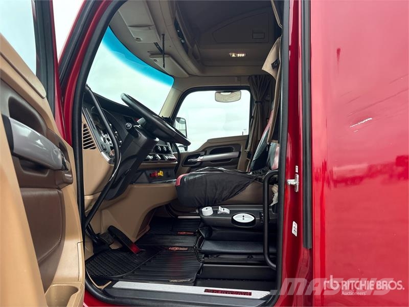 Kenworth T680 Τράκτορες