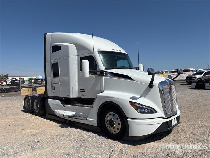 Kenworth T680 Седельные тягачи