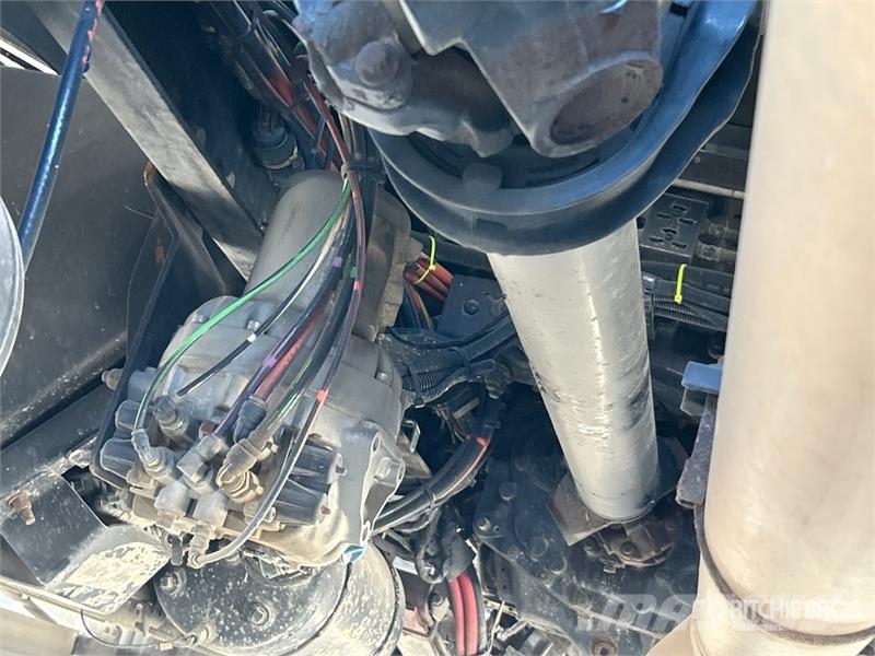 Kenworth T680 Naudoti vilkikai
