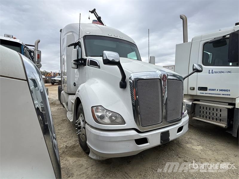 Kenworth T680 Sattelzugmaschinen
