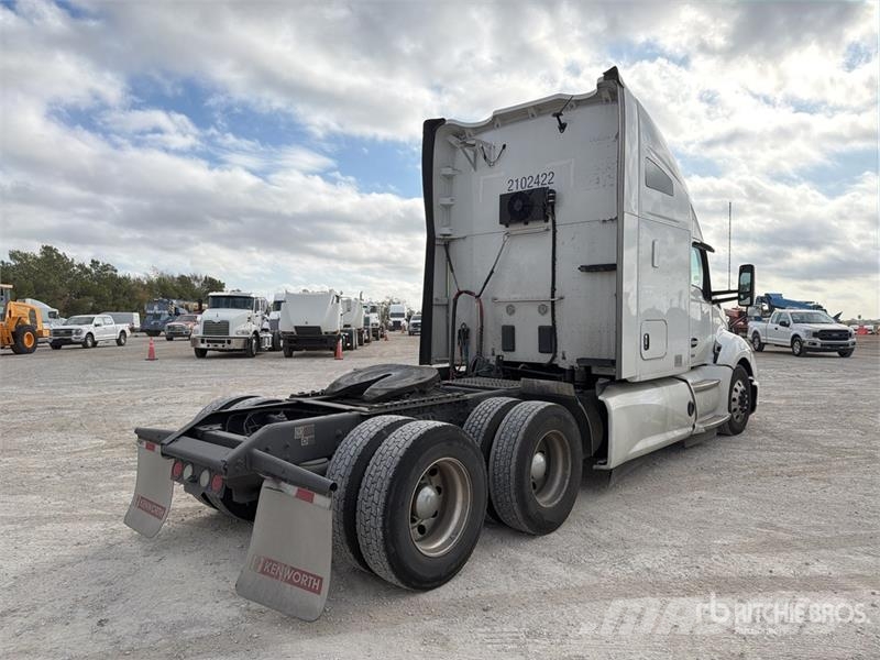 Kenworth T680 Седельные тягачи