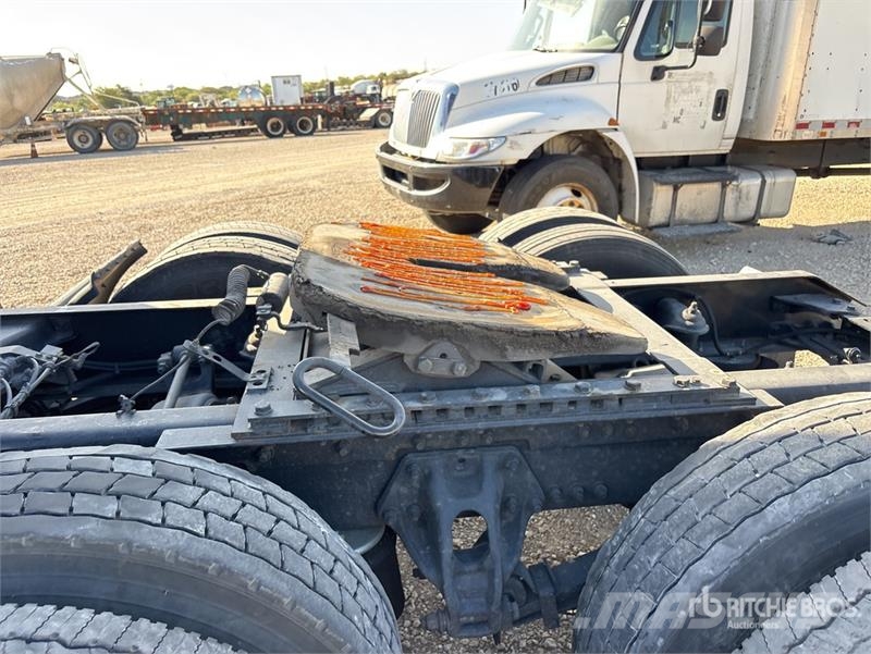Kenworth T680 Vetopöytäautot