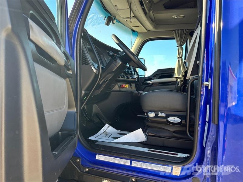 Kenworth T680 Sattelzugmaschinen