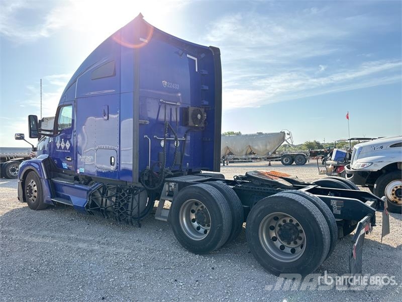 Kenworth T680 Vetopöytäautot