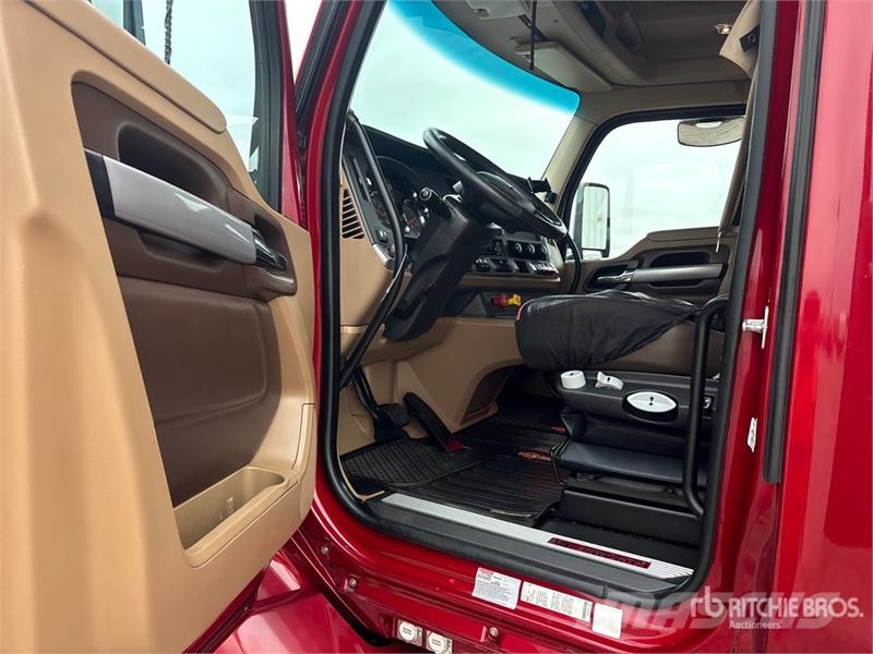 Kenworth T680 Τράκτορες