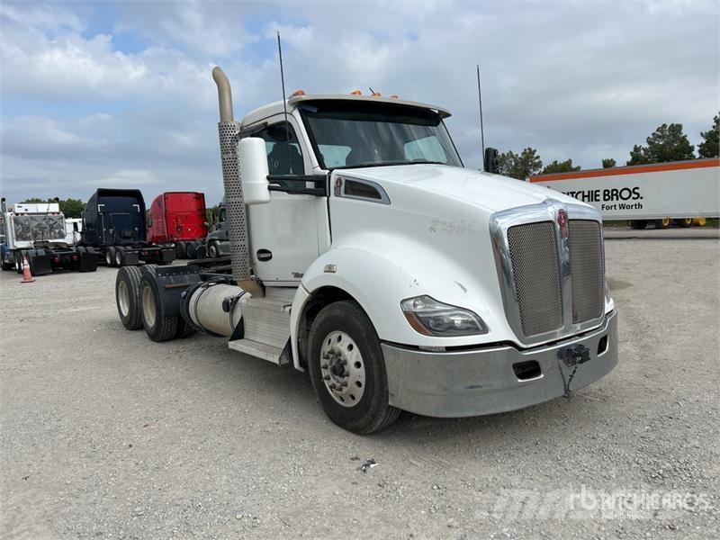 Kenworth T680 Camiones tractor