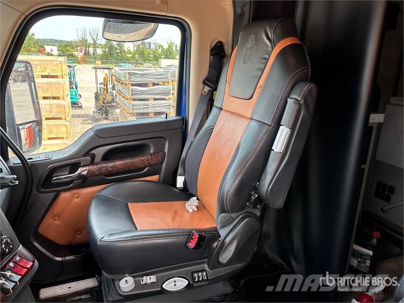 Kenworth T680 Sattelzugmaschinen