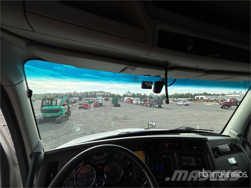 Kenworth T680 Влекачи