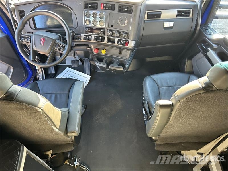 Kenworth T680 Седельные тягачи