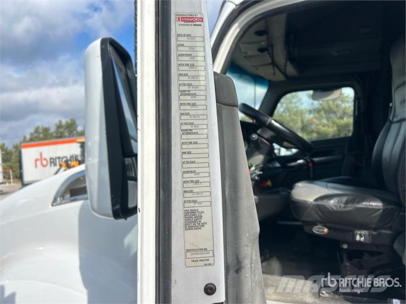 Kenworth T680 Vilcēji