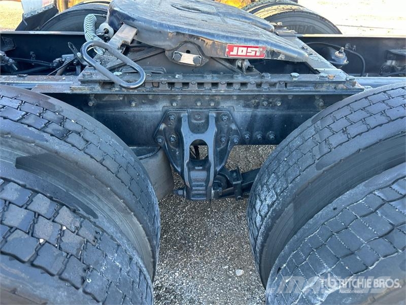 Kenworth T680 Седельные тягачи