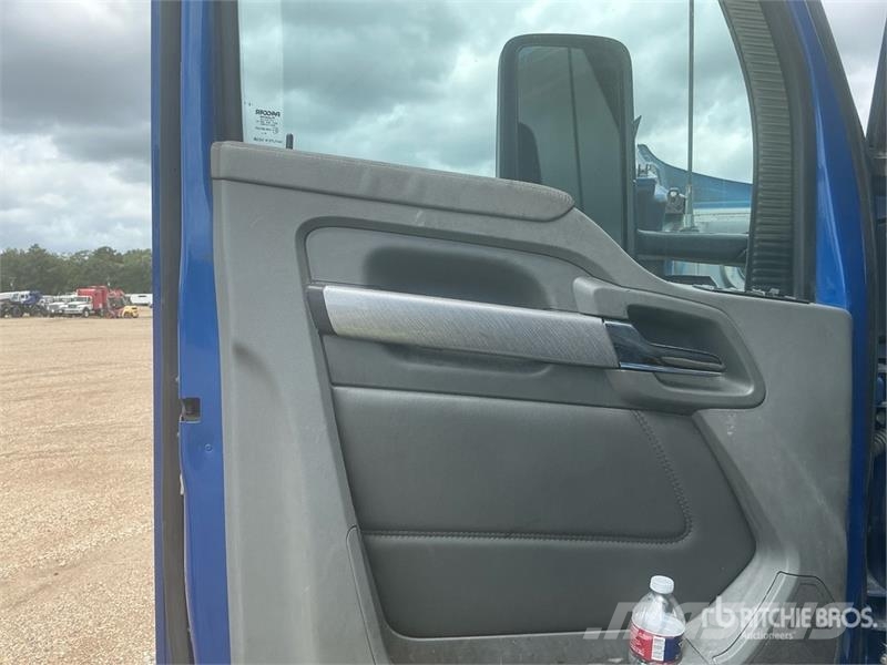 Kenworth T680 트랙터 유닛