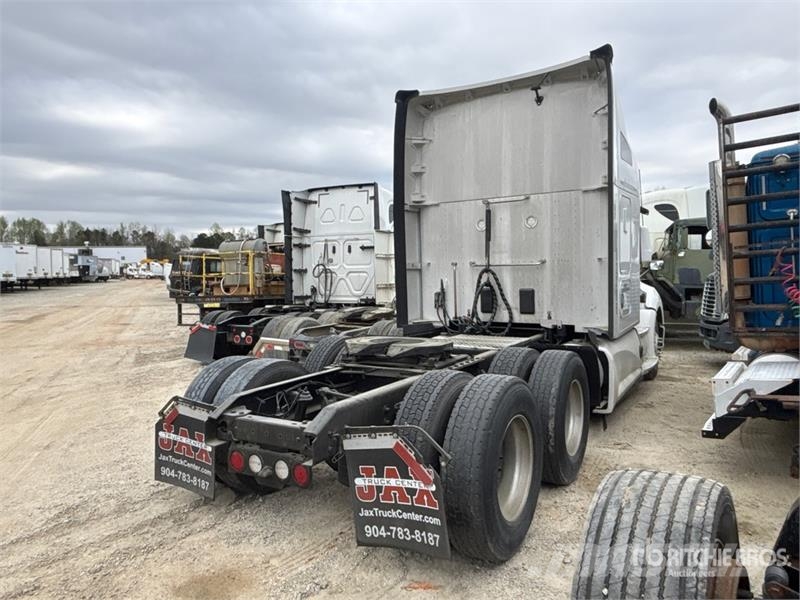 Kenworth T680 Sattelzugmaschinen