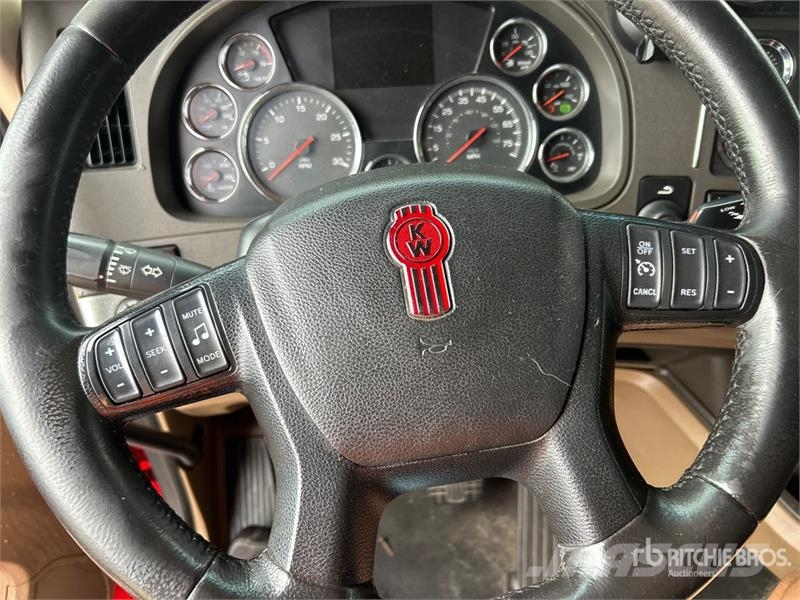 Kenworth T680 Vilcēji