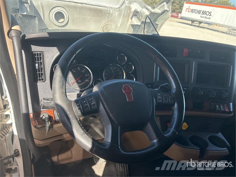 Kenworth T680 Trekkers