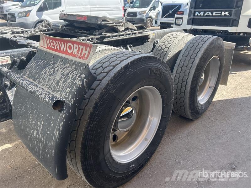 Kenworth T680 Trekkers