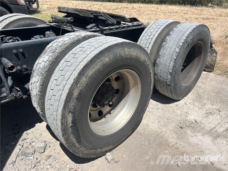 Kenworth T680 Vetopöytäautot
