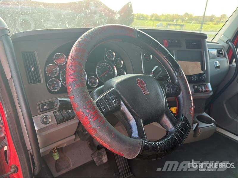 Kenworth T680 Sattelzugmaschinen