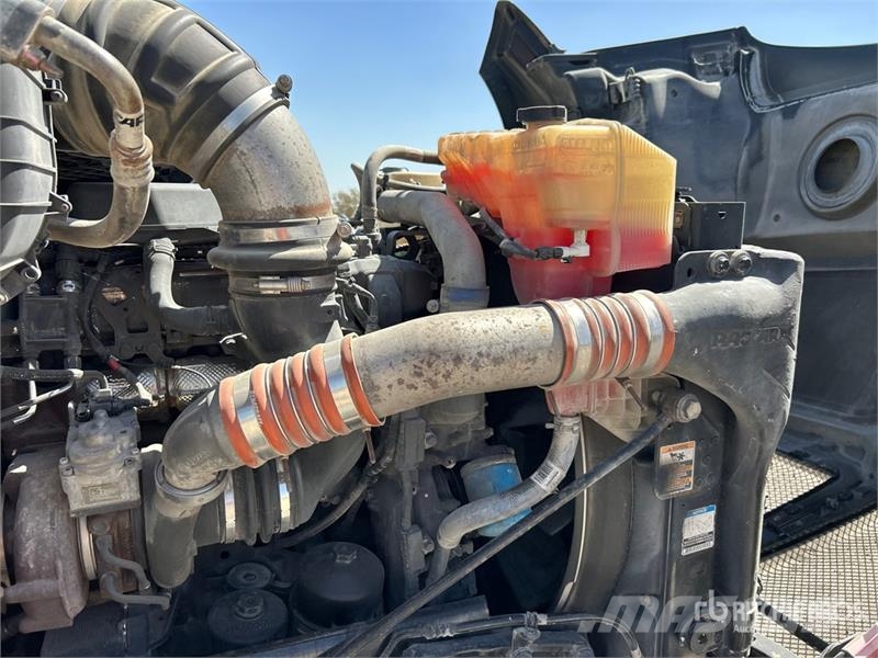 Kenworth T680 Naudoti vilkikai